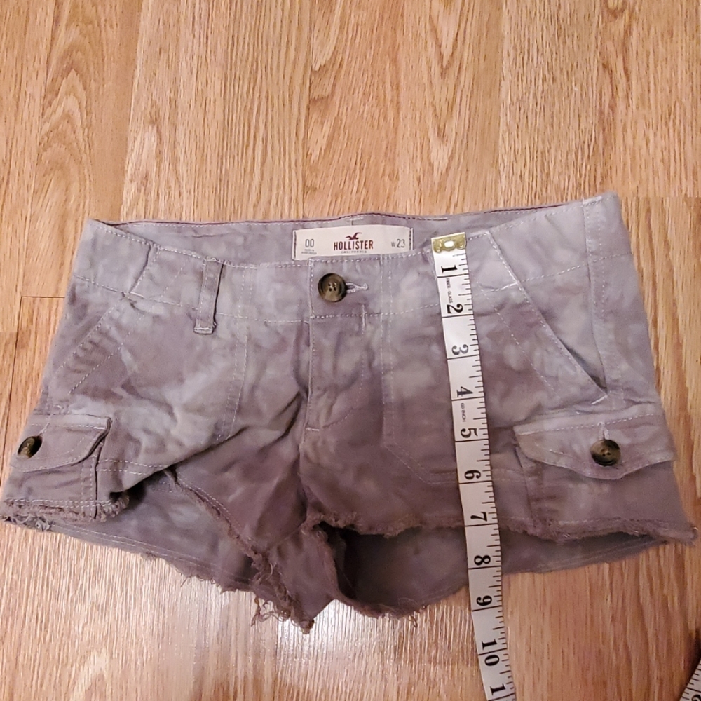 Short - Picture 2 of 4